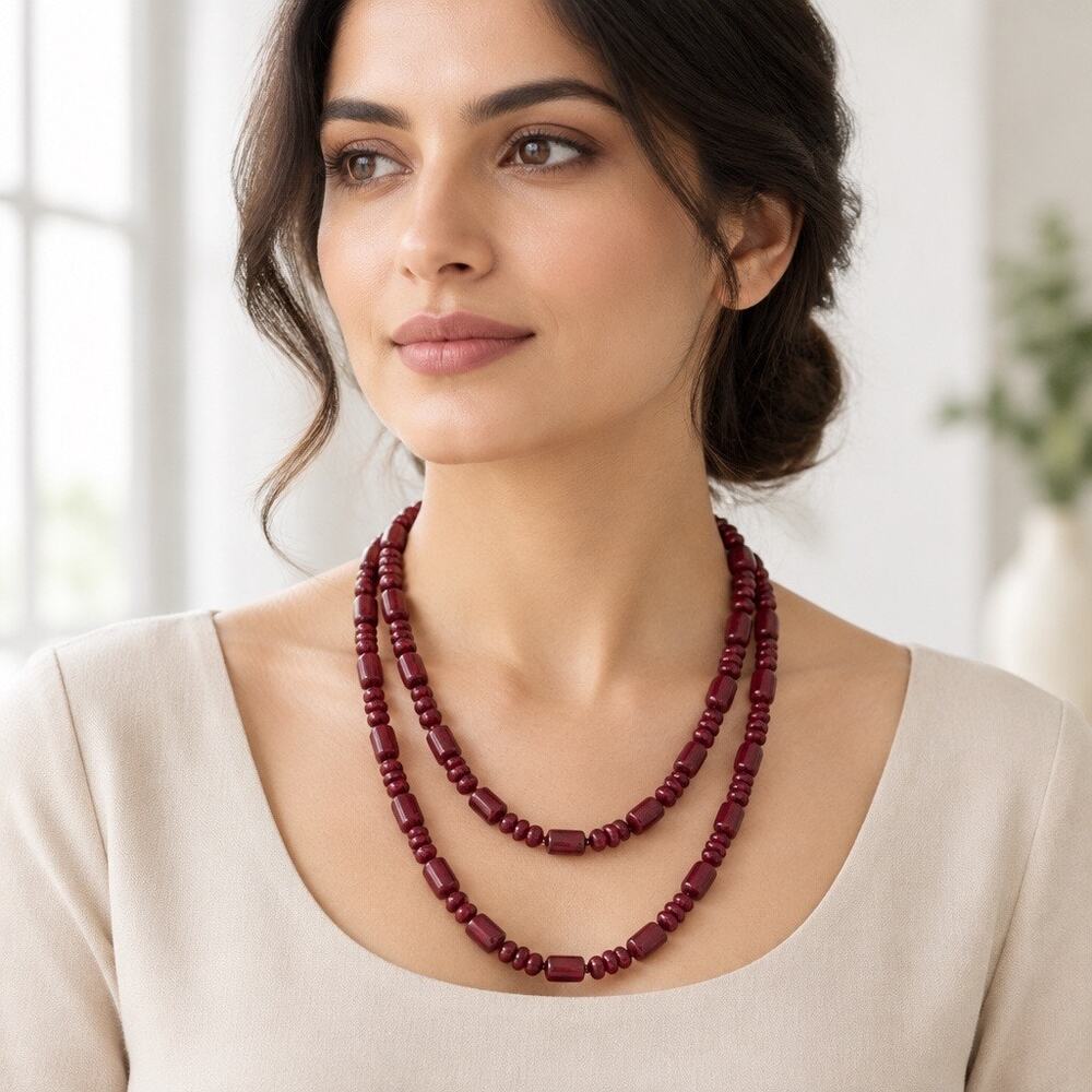 Burgundy Beaded Faceted Necklace - Picture 2 of 2